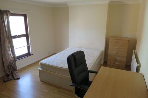 3 bedroom flat to rent - Cowley Road