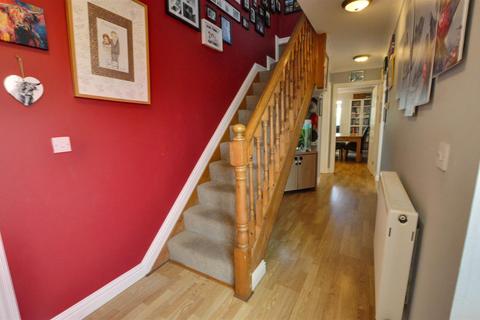 16 Gors Road, Burry Port, SA16 0EL