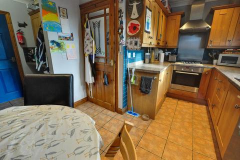 16 Gors Road, Burry Port, SA16 0EL