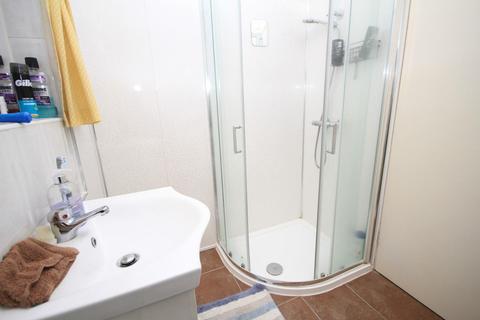 25 Kingsway, Bradford, BD2 1PL