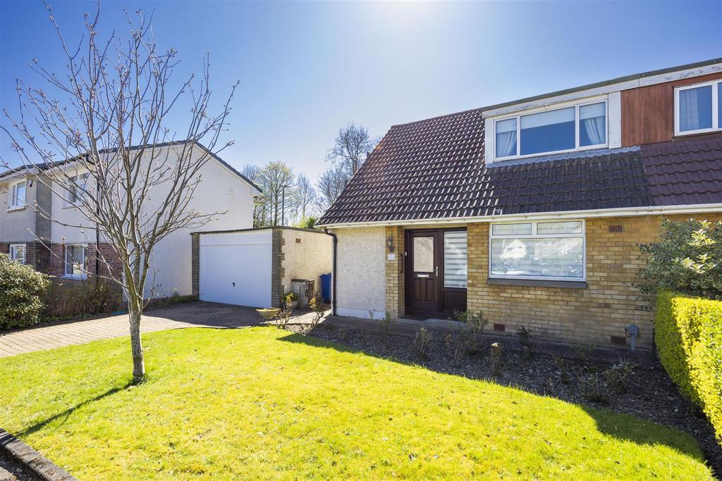 Larkfield Road, Lenzie, Glasgow 3 bed semidetached house £250,000
