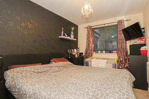 1, Horton House Chapman Road, Thornbury, Bradford, BD3 7FE