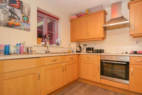 1, Horton House Chapman Road, Thornbury, Bradford, BD3 7FE