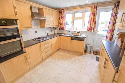 3 bedroom detached house for sale - Lowther Drive, Woodham