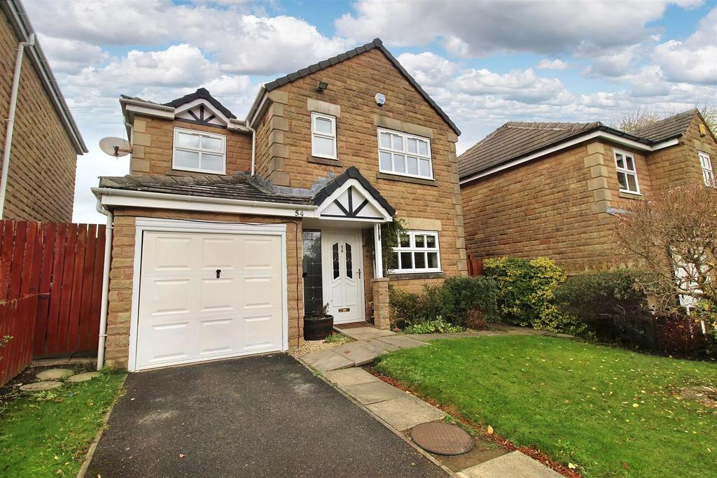 Longcroft, Almondbury, Huddersfield, HD5 8XW 4 bed detached house £