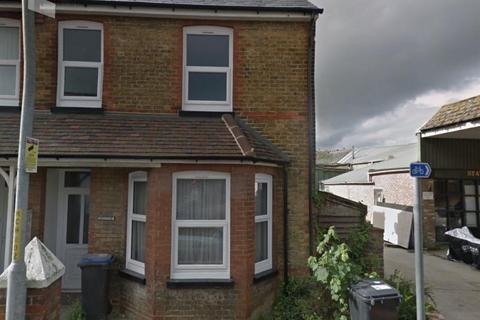 4 bedroom semi-detached house to rent - Minnis Road, Birchington