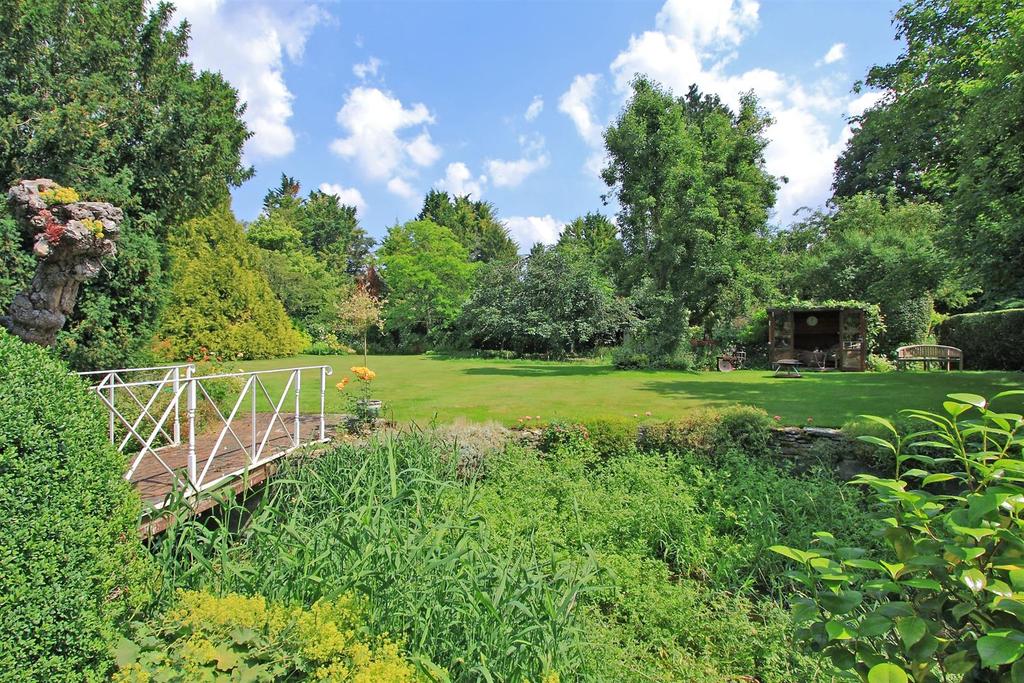 Swampton House - Gardens in summer 2021.jpg