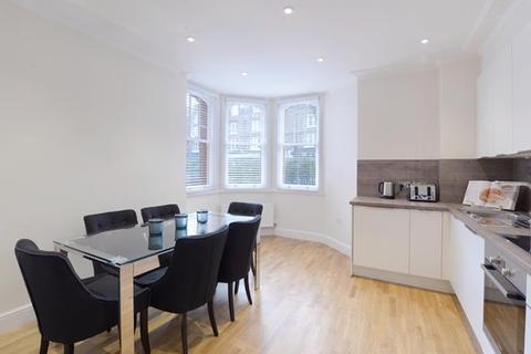 1 bedroom flat to rent - Hamlet Gardens, Hammersmith, W6