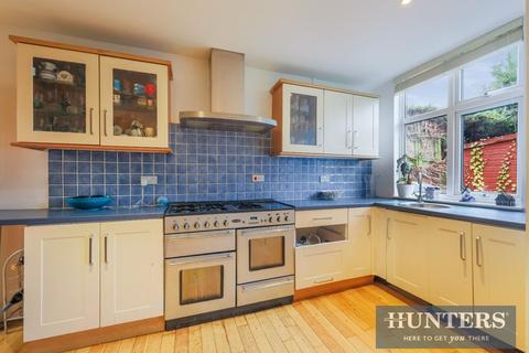 29 Tudor Avenue, Worcester Park, KT4 8TY