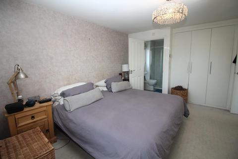 28 Barley Fields, Thornbury, Bristol, BS35 1AJ
