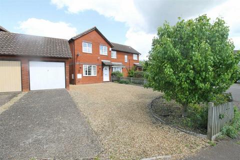 3 bedroom semi-detached house to rent, Huntingbrooke, Great Holm, Milton Keynes