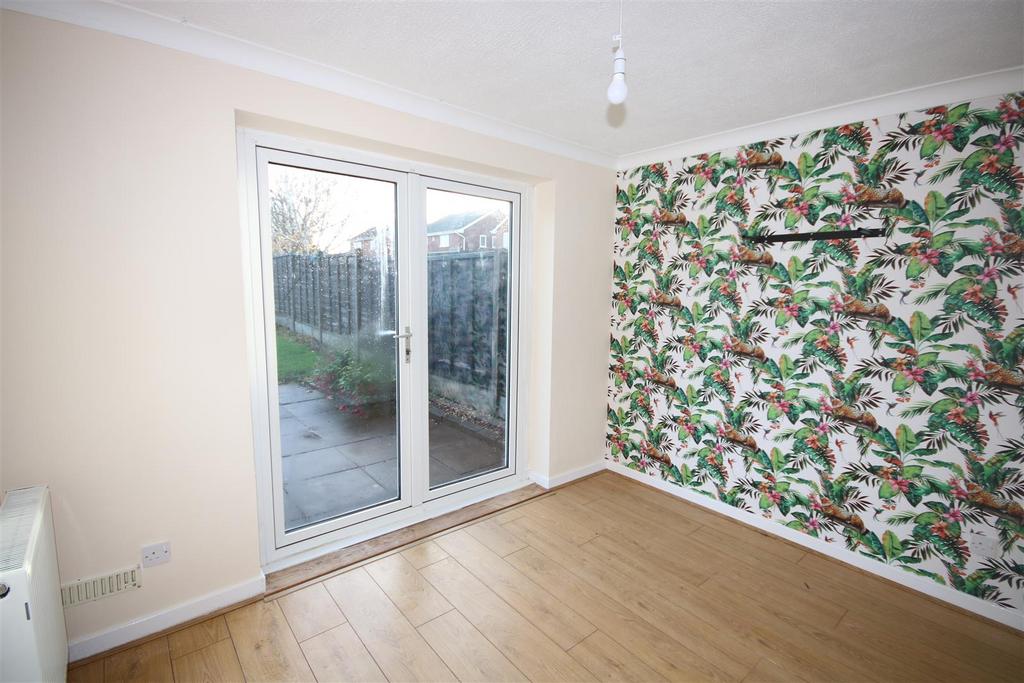 Pallett Drive, Nuneaton 3 bed link detached house to rent £1,000 pcm (£231 pw)