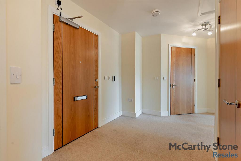 8639421-interior08-800.jpg