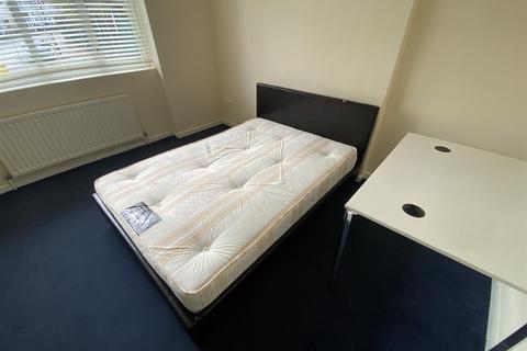 2 bedroom flat to rent - Belmont Court, Gordon Rd, Bounds Green, N11