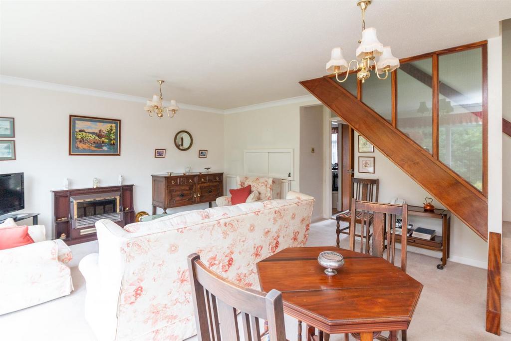 Living/Dining Room