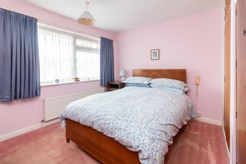 61 Nearsby Drive, West Bridgford, Nottingham, NG2 6LA