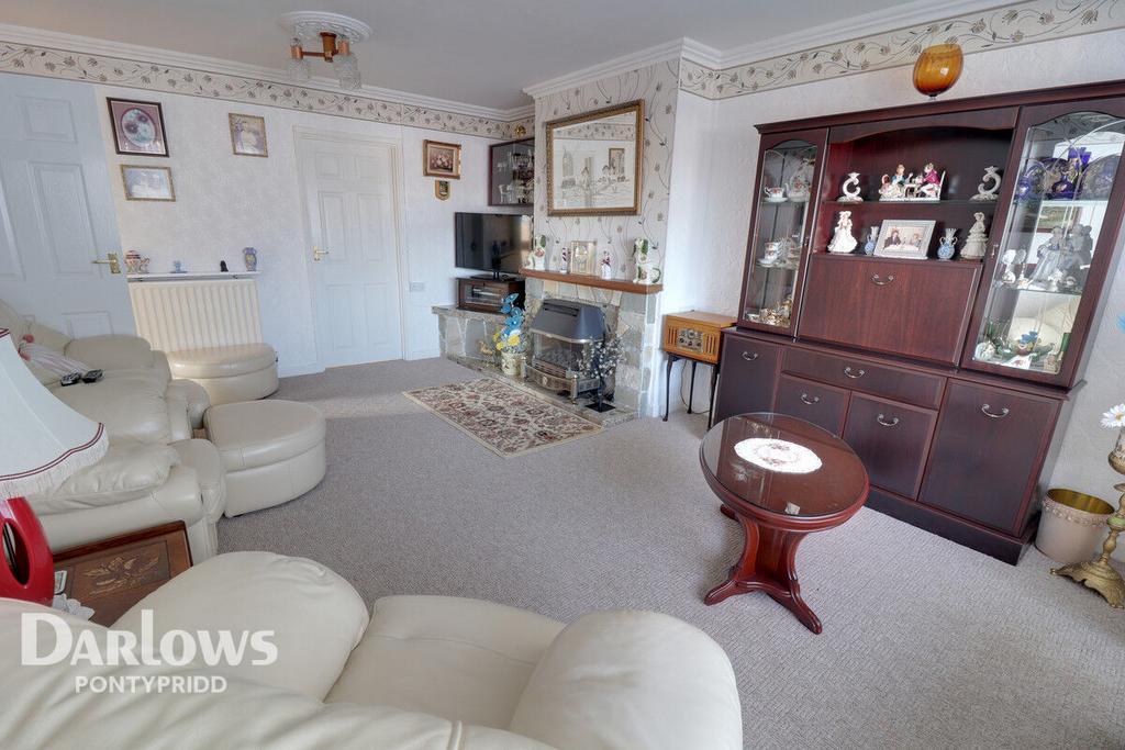Ashford Close, Pontypridd 2 bed semidetached house for sale £210,000