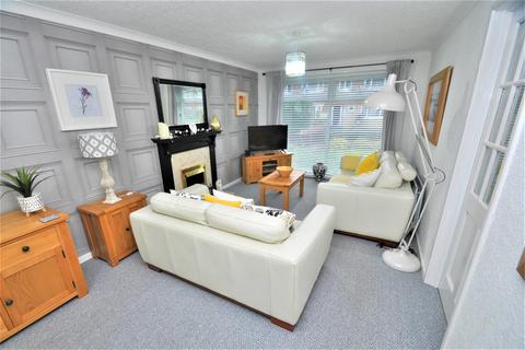3 bedroom terraced house for sale - Newlyn Drive, Jarrow