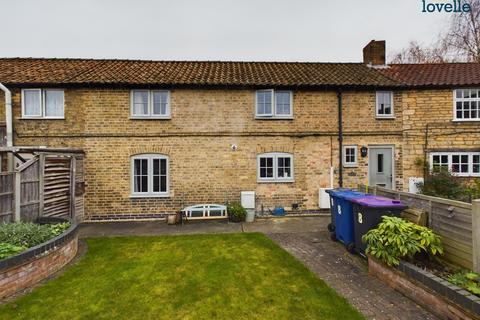 2 bedroom terraced house to rent, Beckside, Nettleham, LN2