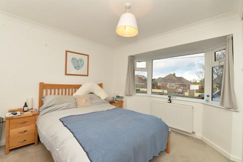 5 bedroom chalet for sale - Hengistbury Road,Barton On Sea,New Milton,BH25 7LU