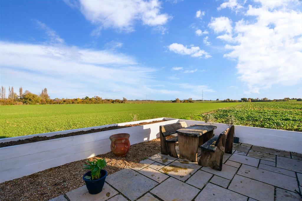 Patio / Decking