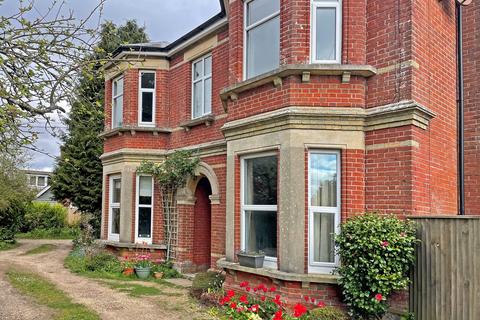 2 bedroom apartment for sale, Station Road, Sway, Lymington, Hampshire, SO41
