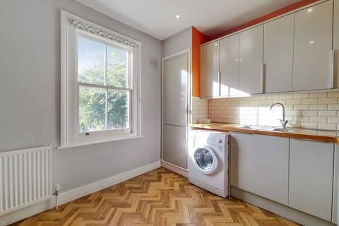 2 bedroom flat for sale - Ellison Road, Streatham Common, London, SW16