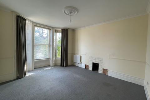 First Floor Flat, 24 Court Yard, London, SE9 5PZ