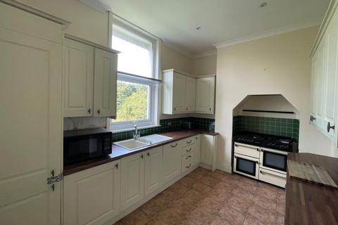 First Floor Flat, 24 Court Yard, London, SE9 5PZ