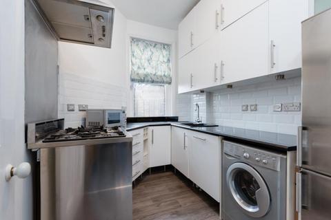 1 bedroom apartment to rent, Lanark Road, Little Venice