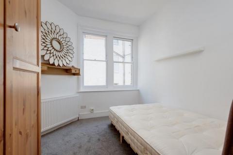 1 bedroom apartment to rent, Lanark Road, Little Venice