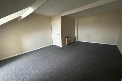 1 bedroom flat to rent, Ashley House,  Royal Crescent, Margate