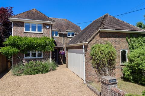 The Cosy Basingstoke Road, Old Alresford, Alresford, SO24 9DL