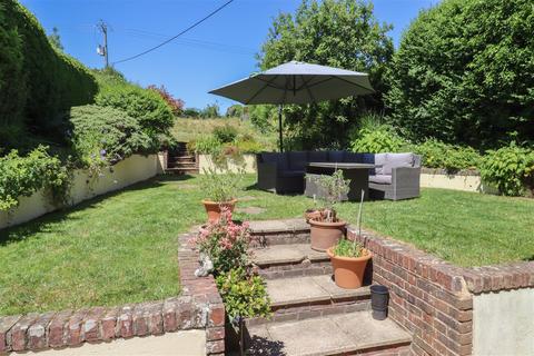 The Cosy Basingstoke Road, Old Alresford, Alresford, SO24 9DL