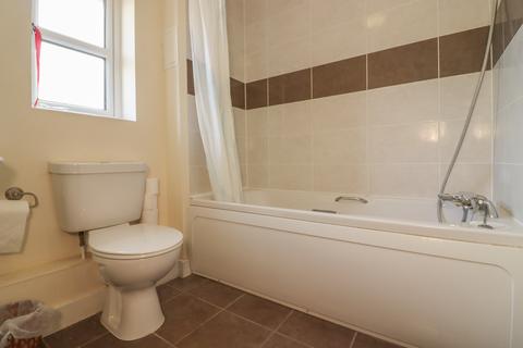 17 Brill Close, Alresford, SO24 9FG