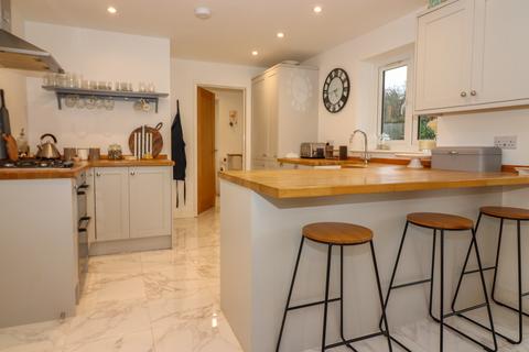 Laurel Cottage Bridge Road, Alresford, SO24 9HW
