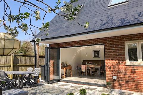 Laurel Cottage Bridge Road, Alresford, SO24 9HW