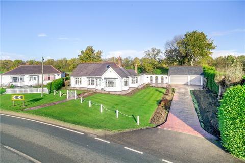 5 bedroom bungalow for sale - Rough Hill, Marlston-Cum-Lache, Chester, Cheshire, CH4