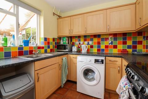 16 Appledown Close, Alresford, SO24 9ND