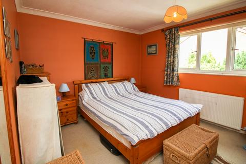 16 Appledown Close, Alresford, SO24 9ND