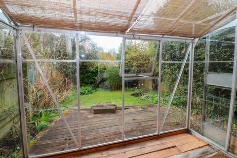 16 Appledown Close, Alresford, SO24 9ND