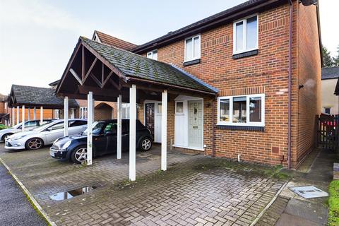 3 bedroom end of terrace house for sale, Millbrook Gardens, Cheltenham, Gloucestershire, GL50