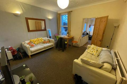 5 bedroom terraced house to rent - Dereham Road, Norwich