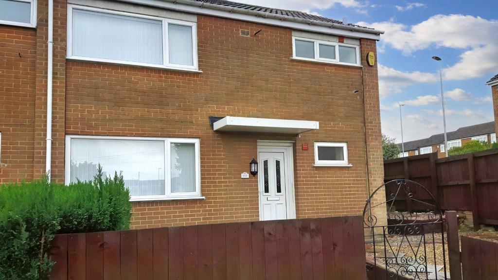 Whinmoor Way, Leeds LS14 3 bed semidetached house £900 pcm (£208 pw)