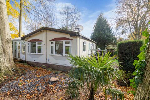 3 bedroom park home for sale - Tring, Hertfordshire, HP23 6JF