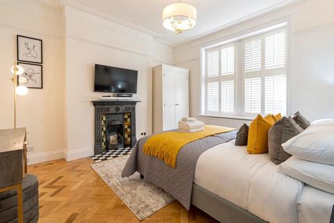 2 bedroom flat for sale, Widley Road, London W9