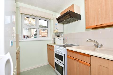 1 bedroom ground floor flat for sale - Abbs Cross Gardens, The Herons, Hornchurch, Essex