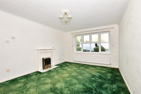 1 bedroom ground floor flat for sale - Abbs Cross Gardens, The Herons, Hornchurch, Essex