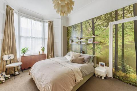 2 bedroom flat for sale - Oakfield Road, Stroud Green