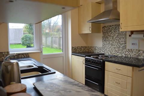 3 bedroom semi-detached house to rent - Lawrence Mead, Kintbury
